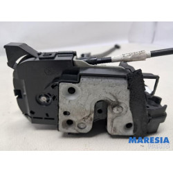 Renault - Captur - Deurslot Mechaniek 4Deurs links-achter