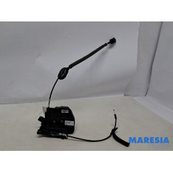 Renault - Captur - Deurslot Mechaniek 4Deurs links-achter