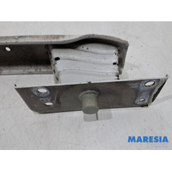 Fiat - 500 - Rear bumper frame
