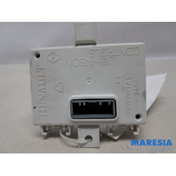 Renault - Captur - Navigatie Module