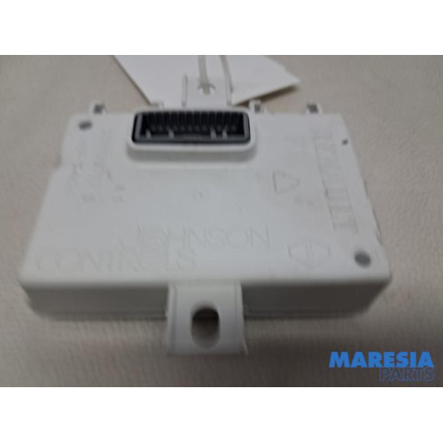 Renault - Captur - Navigatie Module