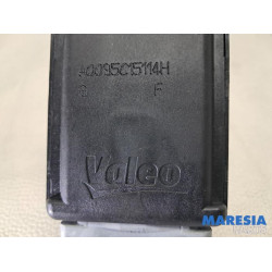 Renault - Captur - Serrure de contact électronique