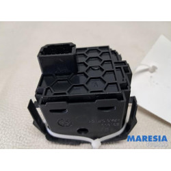 Renault - Captur - Commutateur phare hauteur réglable