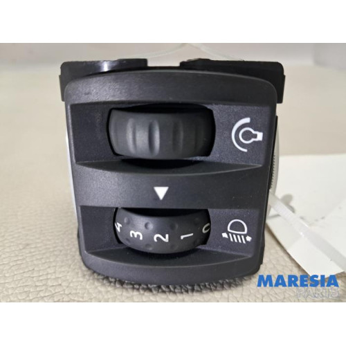 Renault - Captur - Leuchtweitenverstellung LWR