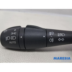 Renault - Captur - Richtungsanzeiger Schalter