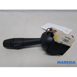 Renault - Captur - Richtungsanzeiger Schalter