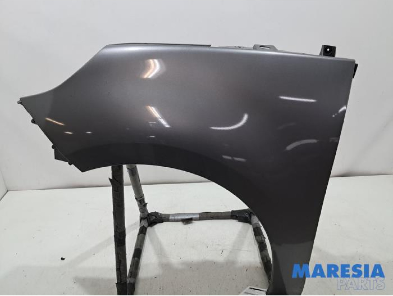 Renault - Scenic - Aile avant gauche