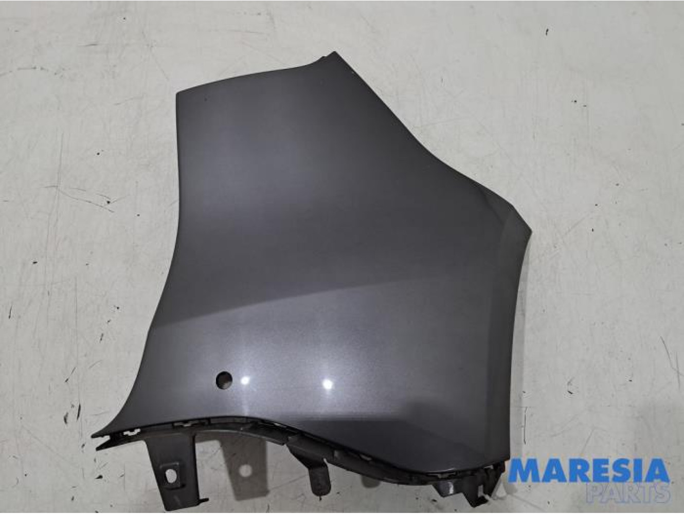 Renault - Scenic - Elément pare-chocs arrière droit