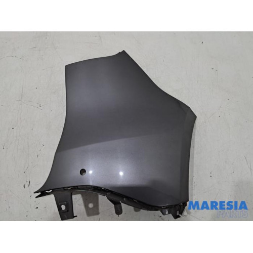 Renault - Scenic - Elément pare-chocs arrière droit