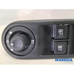 Renault - Captur - Kombischalter Fenster