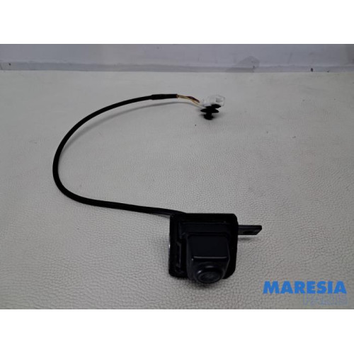 Renault - Captur - Reversing camera