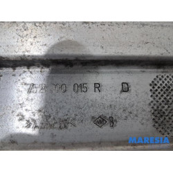 Renault - Scenic - Cadre pare-chocs avant