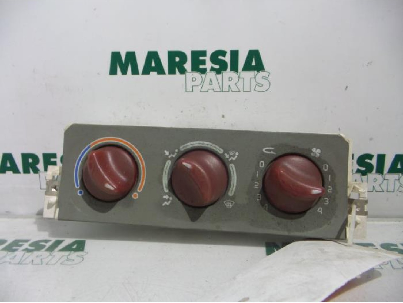 Renault - Twingo - Heater control panel