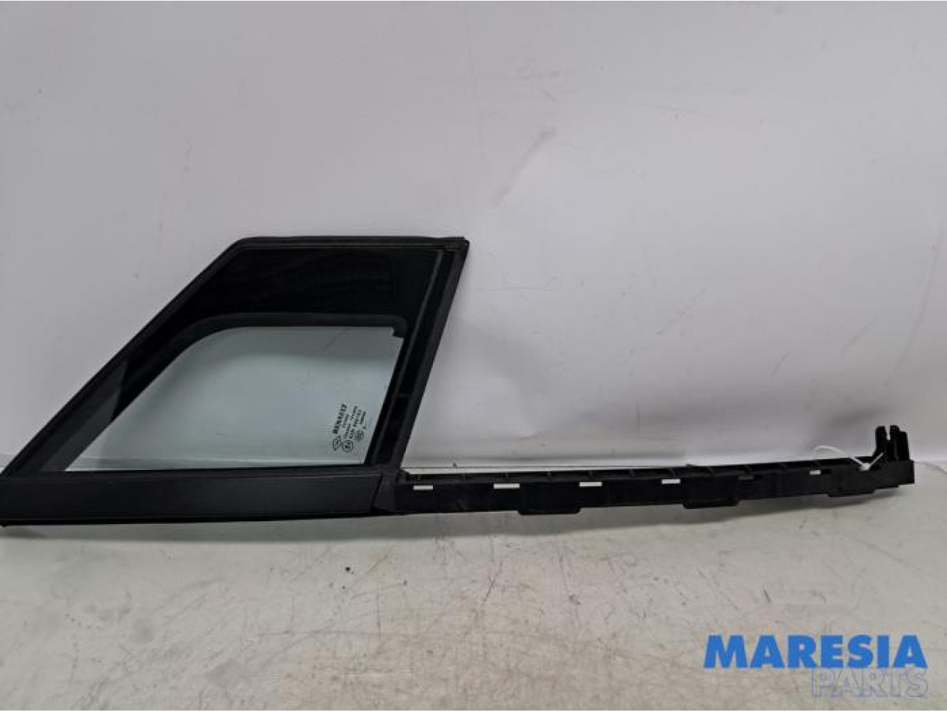 Renault - Captur - Dreieckfenster rechts vorne