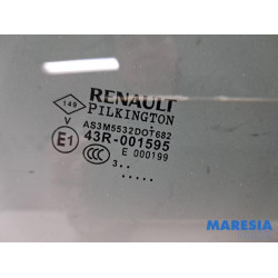 Renault - Captur - Rear door window 4-door door, rear right