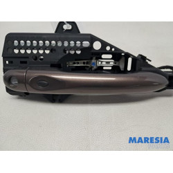 Renault - Captur - Türgriff 4-türig links vorne