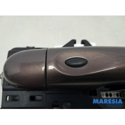 Renault - Captur - Front door handle 4-door, right