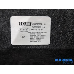 Renault - Megane - Plage arrière