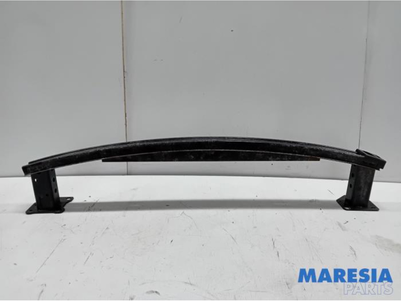 Renault - Megane - Rear bumper frame