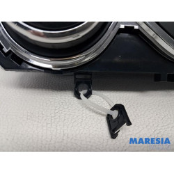 Renault - Captur - Panneau de commandes chauffage