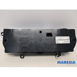 Renault - Captur - Panneau de commandes chauffage