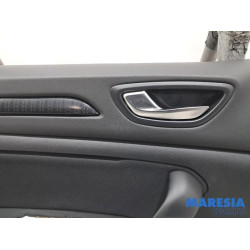 Renault - Megane - Revêtement portière 4portes avant gauche