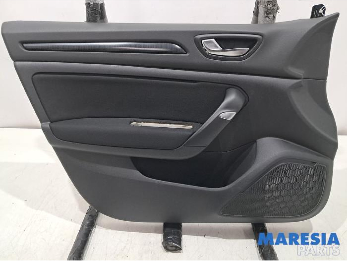 Renault - Megane - Revêtement portière 4portes avant gauche