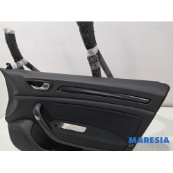 Renault - Megane - Front door trim 4-door, right