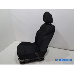 Renault - Megane - Seat, right