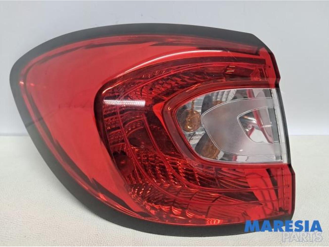 Renault - Captur - Achterlicht links