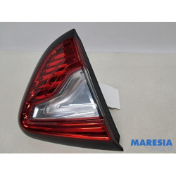 Renault - Captur - Achterlicht links