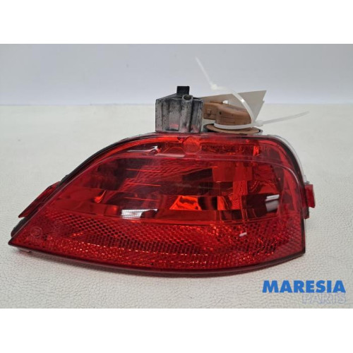 Renault - Captur - Rear fog light