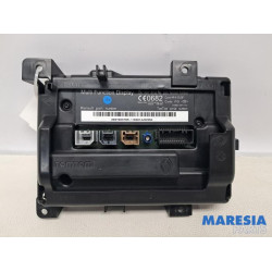 Renault - Captur - Navigation Display