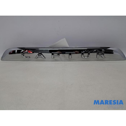Renault - Captur - Decorative strip tailgate