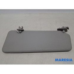 Renault - Captur - Zonneklep