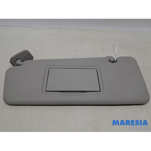 Renault - Captur - Sun visor
