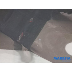 Renault - Trafic - Portier 2Deurs links