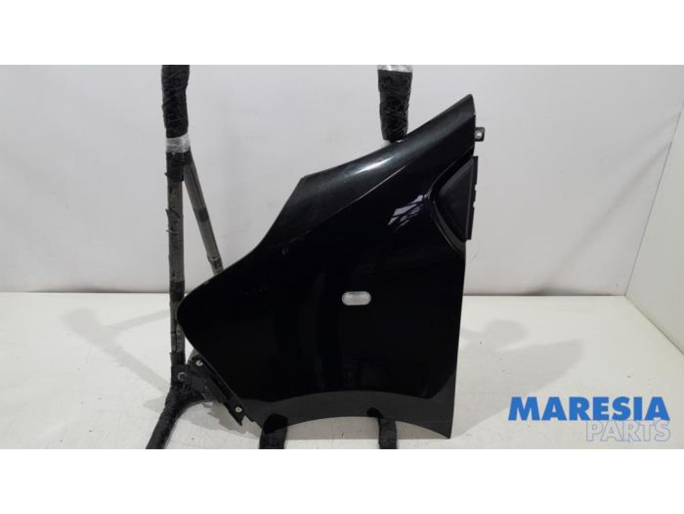 Renault - Trafic - Aile avant gauche