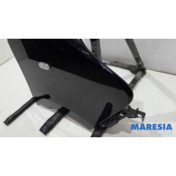 Renault - Trafic - Scherm rechts-voor