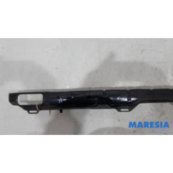 Renault - Trafic - Bumperframe achter