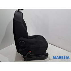 Renault - Trafic - Stoel links