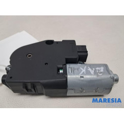 Peugeot - 3008 - Sunroof motor