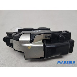 Peugeot - 3008 - Tailgate lock mechanism