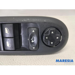 Peugeot - 3008 - Kombischalter Fenster