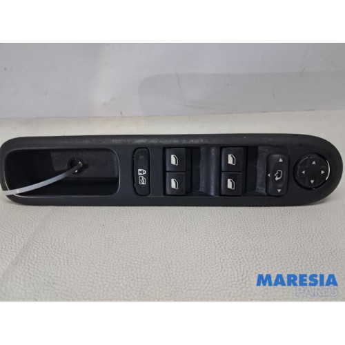 Peugeot - 3008 - Kombischalter Fenster