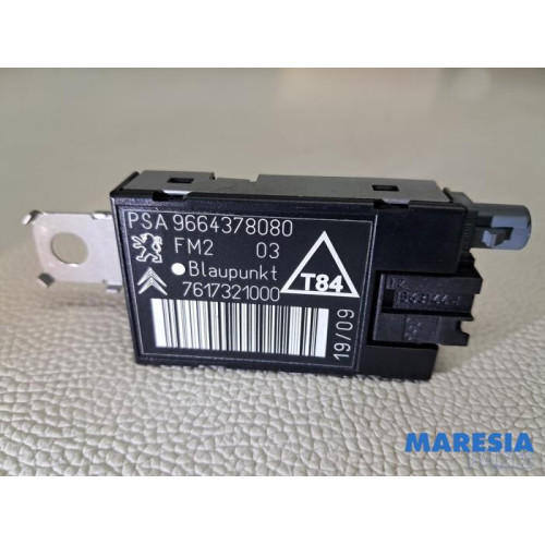 Peugeot - 3008 - Antennenverstärker