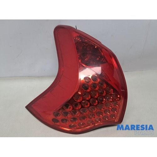 Peugeot - 3008 - Rücklicht links
