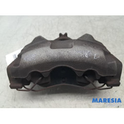 Renault - Captur - Front brake calliper, left