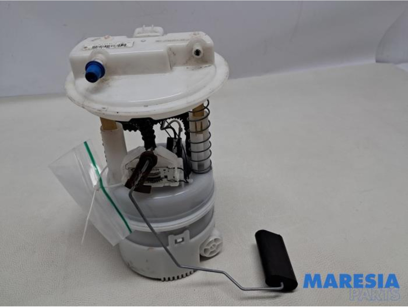 Renault - Captur - Electric fuel pump