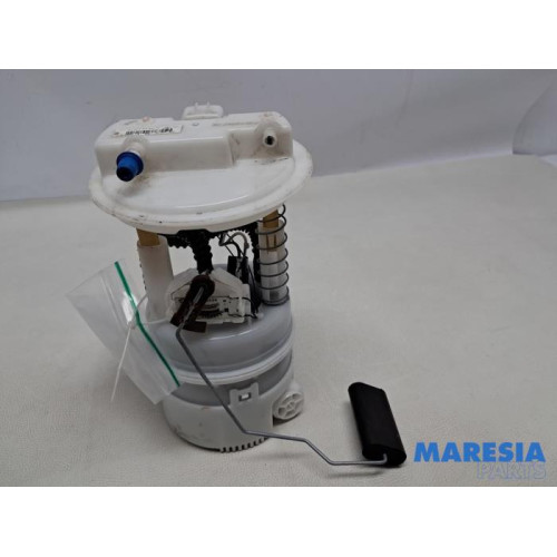 Renault - Captur - Electric fuel pump